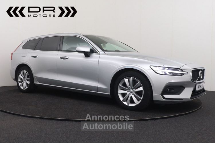 Volvo V60 B4 MOMENTUM GEARTRONIC - LEDER LED KEYLESS ENTRY MIRROR LINK - <small></small> 26.995 € <small>TTC</small> - #4