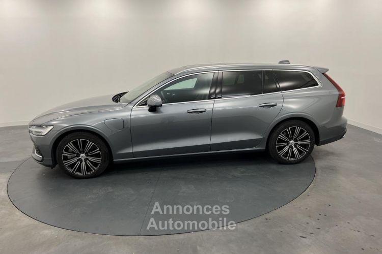 Volvo V60 BUSINESS T6 AWD Recharge 253 ch + 87 Geartronic 8 Executive - <small></small> 39.900 € <small>TTC</small> - #2