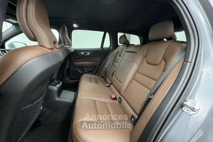 Volvo V60 BUSINESS T6 AWD Recharge 253 ch + 87 Geartronic 8 Executive - <small></small> 39.900 € <small>TTC</small> - #10