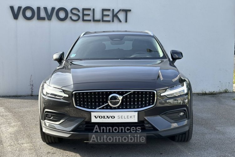 Volvo V60 CROSS COUNTRY B4 AWD 197 ch Geartronic 8 Cross Country Pro - <small></small> 53.900 € <small>TTC</small> - #2