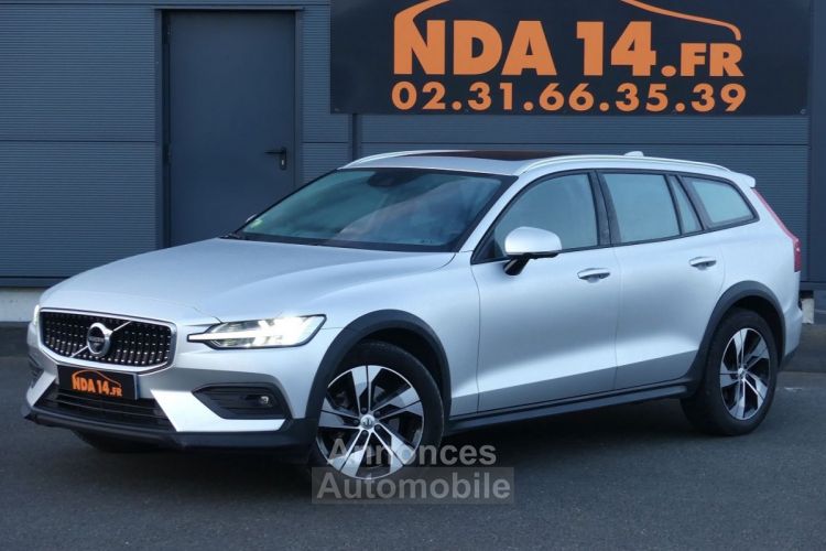 Volvo V60 CROSS COUNTRY D4 AWD 190CH PRO GEARTRONIC - <small></small> 29.990 € <small>TTC</small> - #1