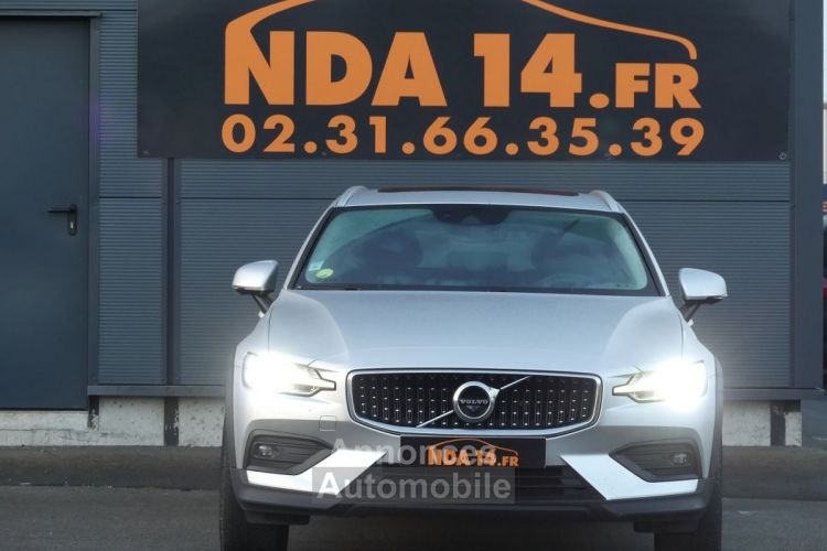 Volvo V60 CROSS COUNTRY D4 AWD 190CH PRO GEARTRONIC - <small></small> 29.990 € <small>TTC</small> - #2