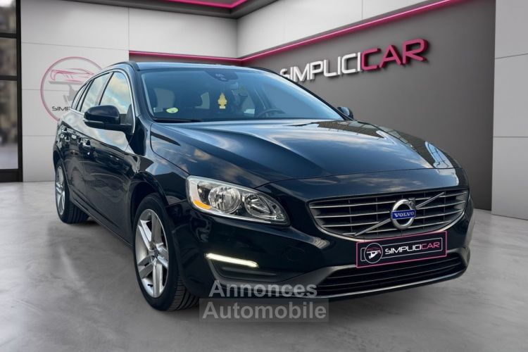 Volvo V60 D2 115 ch StopStart Momentum - <small></small> 10.990 € <small>TTC</small> - #1