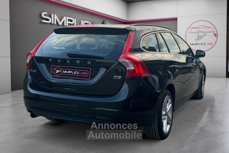 Volvo V60 D2 115 ch StopStart Momentum - <small></small> 10.990 € <small>TTC</small> - #4