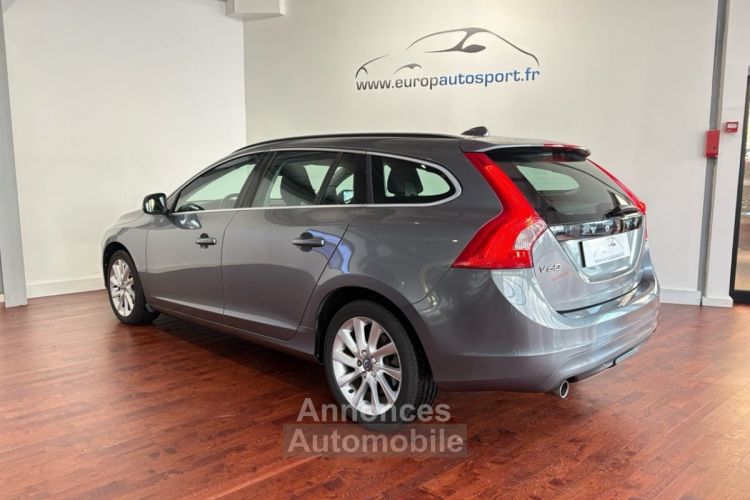 Volvo V60 D3 150CH MOMENTUM - <small></small> 12.690 € <small>TTC</small> - #4