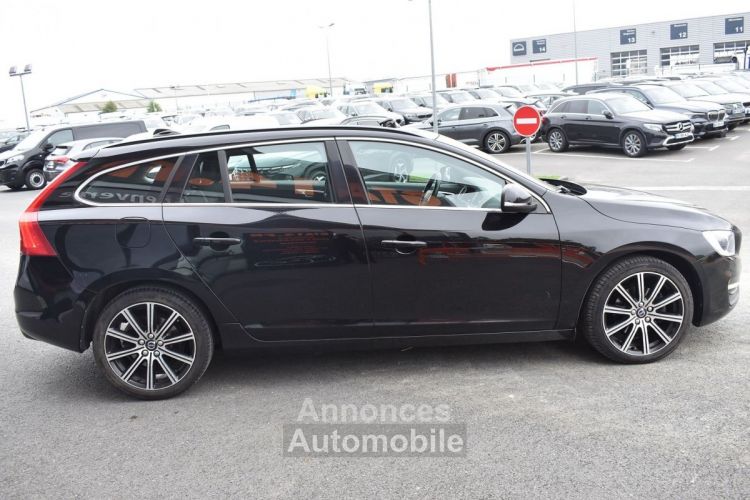 Volvo V60 D3 150CH ÖVERSTA EDITION GEARTRONIC - <small></small> 16.480 € <small>TTC</small> - #4