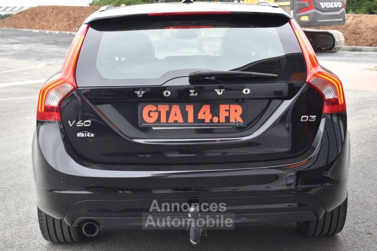 Volvo V60 D3 150CH ÖVERSTA EDITION GEARTRONIC - <small></small> 16.480 € <small>TTC</small> - #18