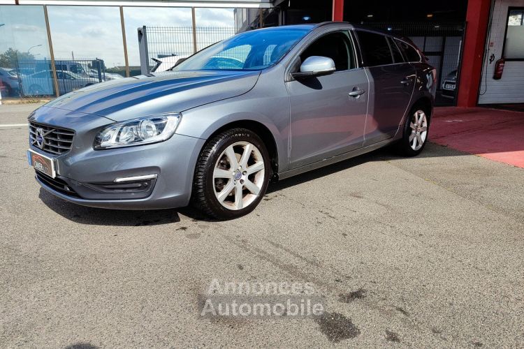 Volvo V60 d3 184007 KMS - <small></small> 10.990 € <small>TTC</small> - #5