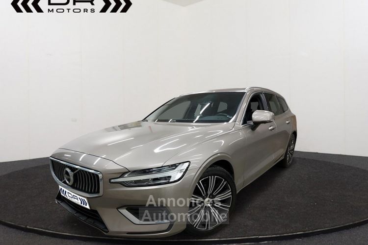 Volvo V60 D3 INSCRIPTION - LEDER VERSATILITY PACK PRO 360° CAMERA APPLE CARPLAY/ANDROID KEYLESS ENTRY - <small></small> 22.995 € <small>TTC</small> - #1