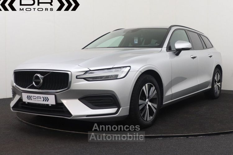 Volvo V60 D3 Kinetic - NAVIGATIE BLUETOOTH MIRROR LINK - <small></small> 18.495 € <small>TTC</small> - #1