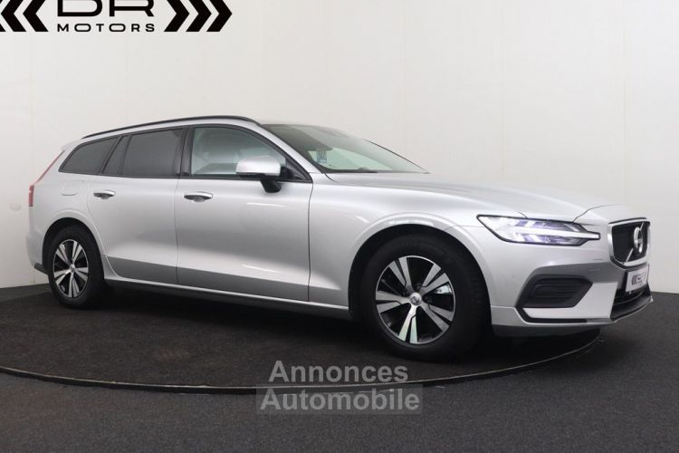 Volvo V60 D3 Kinetic - NAVIGATIE BLUETOOTH MIRROR LINK - <small></small> 18.495 € <small>TTC</small> - #2