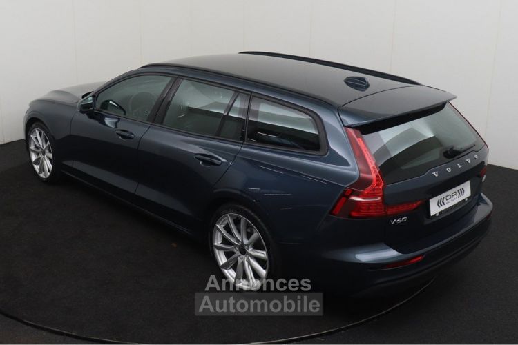 Volvo V60 D3 MOMENTUM - LEDER LED NAVI MIRRORLINK - <small></small> 24.495 € <small>TTC</small> - #9