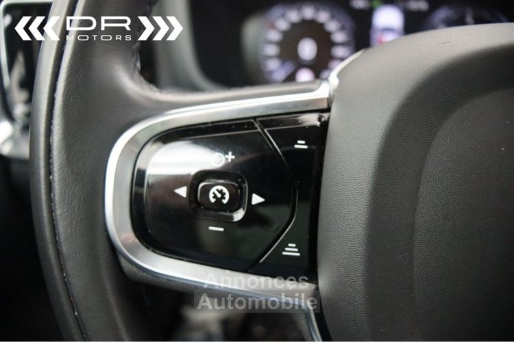 Volvo V60 D3 MOMENTUM - LEDER LED NAVI MIRRORLINK KEYLESS ENTRY TREKHAAK - <small></small> 27.495 € <small>TTC</small> - #22