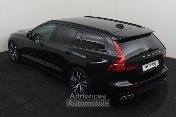 Volvo V60 D3 R DESIGN - LEDER LED APPLE CARPLAY / ANDROID TOPSTAAT - <small></small> 22.495 € <small>TTC</small> - #2