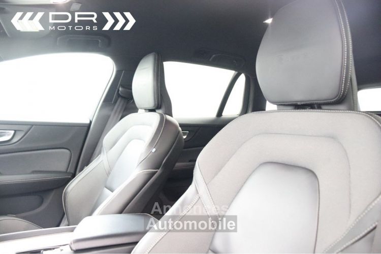 Volvo V60 D3 R DESIGN - LEDER LED APPLE CARPLAY / ANDROID TOPSTAAT - <small></small> 22.495 € <small>TTC</small> - #36