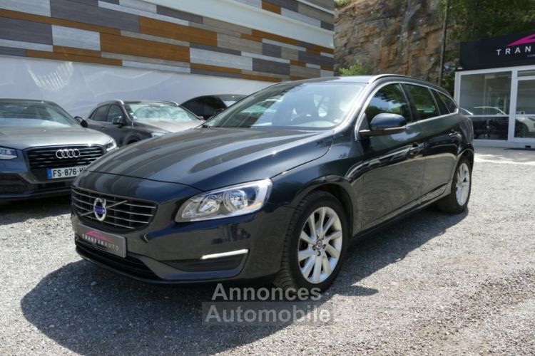 Volvo V60 D4 181 Ch MOMENTUM GEARTRONIC BVA - <small></small> 11.990 € <small>TTC</small> - #11