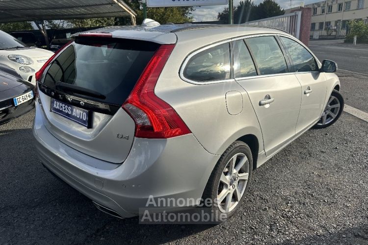 Volvo V60 D4 190 ch StopetStart Geartronic 8 Momentum - <small></small> 8.990 € <small>TTC</small> - #2