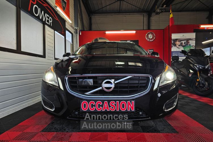 Volvo V60 d5 awd 195001KMS - <small></small> 10.990 € <small>TTC</small> - #2