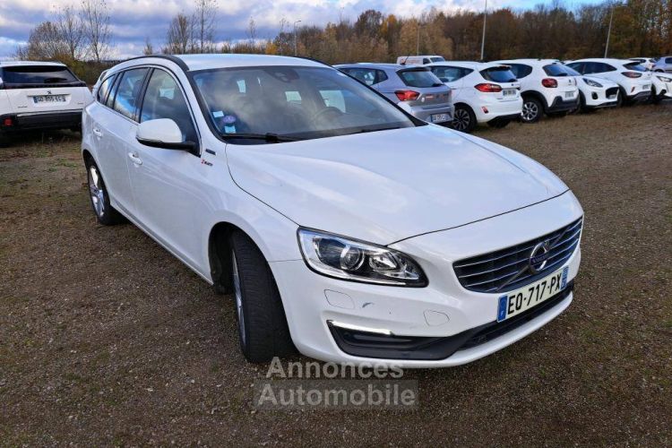 Volvo V60 D6 Twin Engine AWD Momentum Business Geartronic - <small></small> 15.000 € <small>TTC</small> - #1