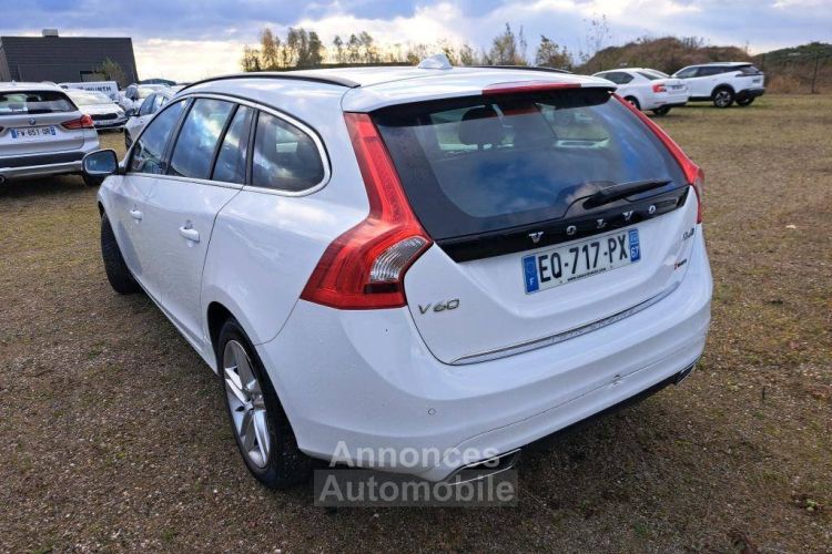 Volvo V60 D6 Twin Engine AWD Momentum Business Geartronic - <small></small> 15.000 € <small>TTC</small> - #4