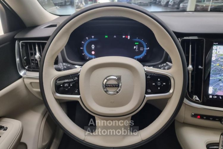 Volvo V60 II (2) T6 AWD HYBRIDE RECHARGEABLE 253 CH + 145 CH PLUS STYLE DARK GEARTRONIC 8 - <small></small> 49.900 € <small></small> - #8