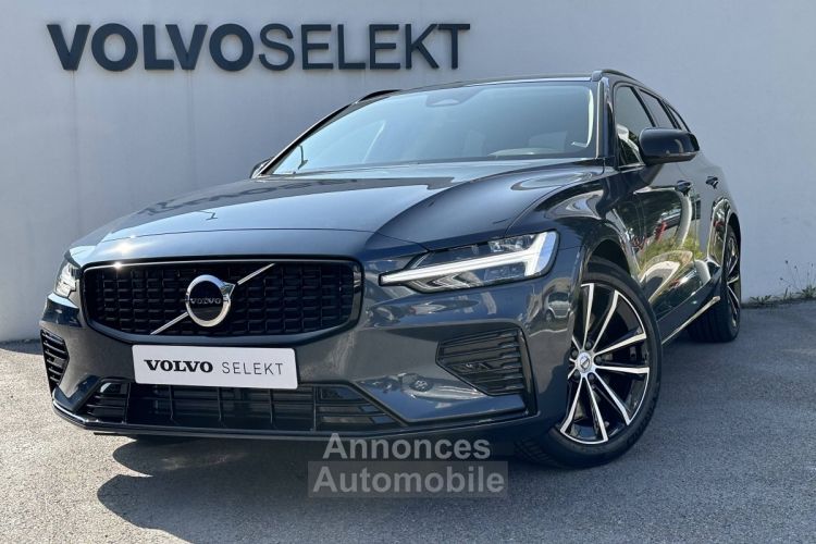 Volvo V60 T6 AWD Hybride Rechargeable 253 ch + 145 ch Geartronic 8 Plus Style Dark - <small></small> 58.900 € <small>TTC</small> - #1