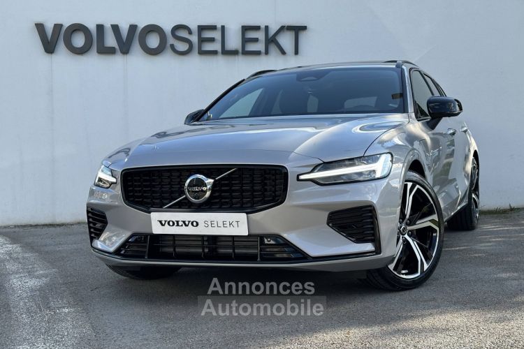 Volvo V60 T6 AWD Hybride Rechargeable 253 ch + 145 ch Geartronic 8 Plus Style Dark - <small></small> 64.690 € <small>TTC</small> - #1