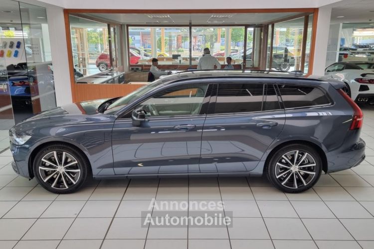 Volvo V60 T6 AWD Recharge - 253+145 - BVA Geartronic BREAK Ultimate Style Dark - <small></small> 62.900 € <small></small> - #31