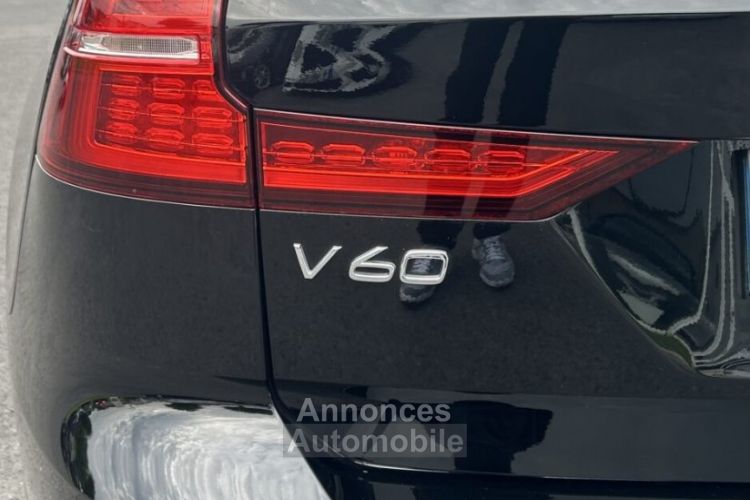 Volvo V60 T6 R-Design Geartronic 8 340Ch - <small></small> 39.900 € <small>TTC</small> - #16