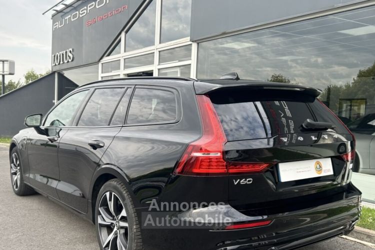 Volvo V60 T6 R-Design Geartronic 8 340Ch - <small></small> 39.900 € <small>TTC</small> - #23