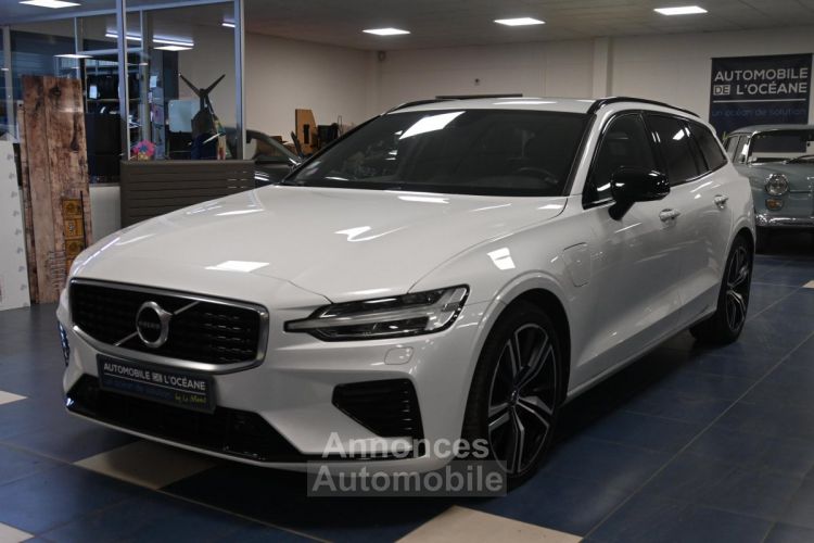 Volvo V60 T8 Twin Engine 303 ch + 87 ch Geartronic 8 R-Design - <small></small> 31.890 € <small>TTC</small> - #2