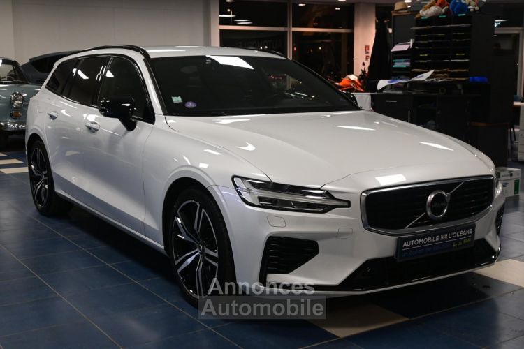 Volvo V60 T8 Twin Engine 303 ch + 87 ch Geartronic 8 R-Design - <small></small> 31.890 € <small>TTC</small> - #4