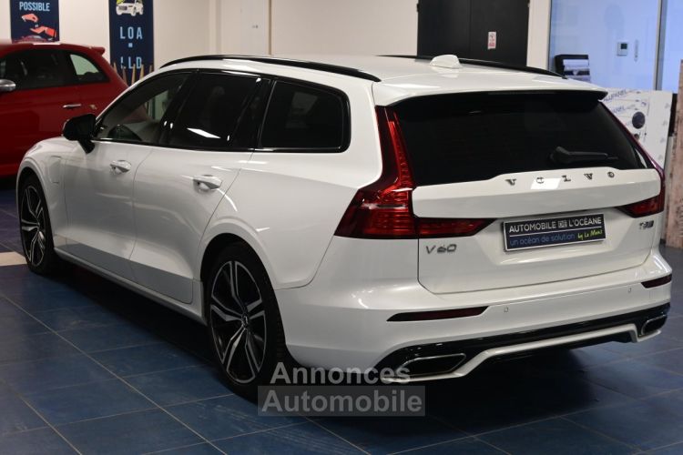 Volvo V60 T8 Twin Engine 303 ch + 87 ch Geartronic 8 R-Design - <small></small> 31.890 € <small>TTC</small> - #7