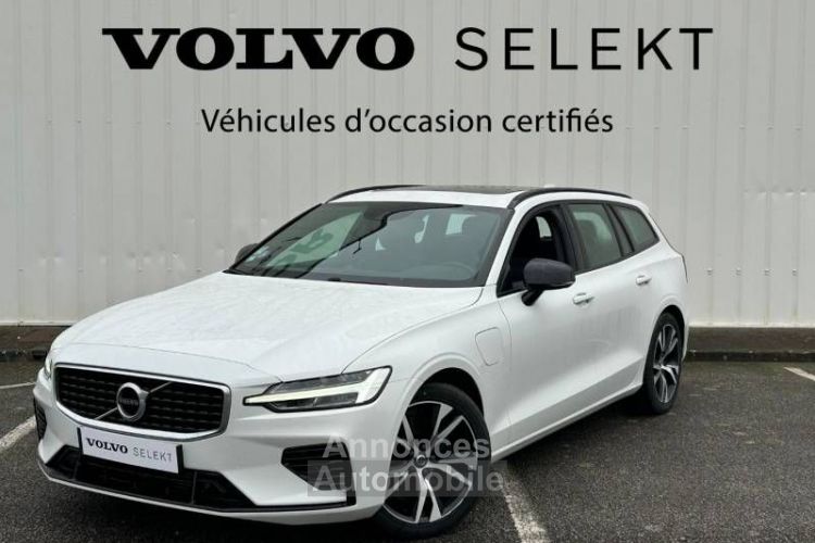 Volvo V60 T8 Twin Engine 303 ch + 87 Geartronic 8 R-Design - <small></small> 33.990 € <small>TTC</small> - #1