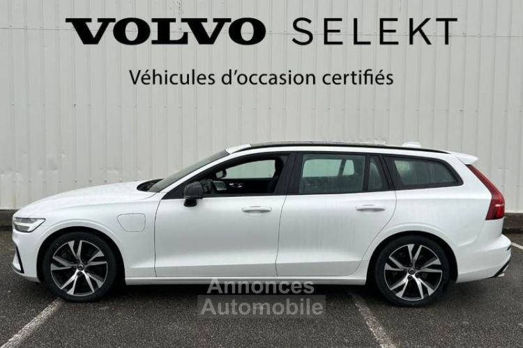 Volvo V60 T8 Twin Engine 303 ch + 87 Geartronic 8 R-Design - <small></small> 33.990 € <small>TTC</small> - #3