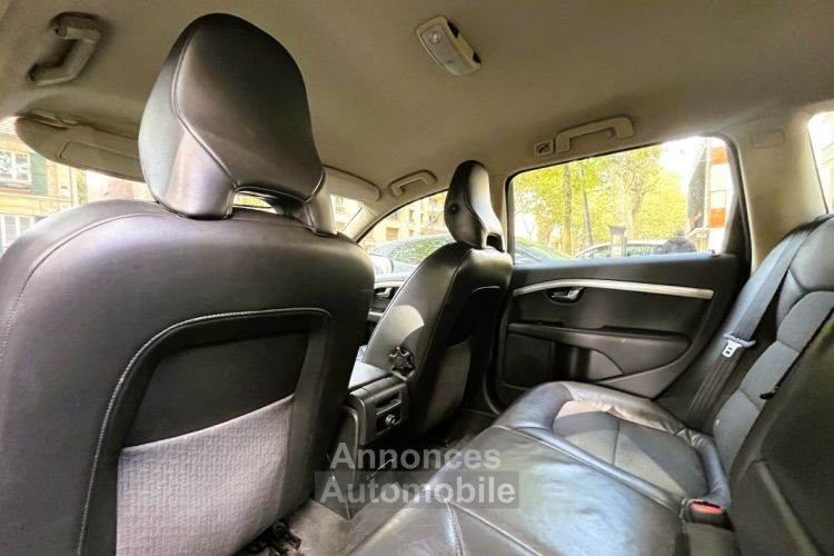 Volvo V70 II (2) 2.4 D5 185 MOMENTUM GEARTRONIC *1ère main, dossier complet* - <small></small> 11.690 € <small>TTC</small> - #20