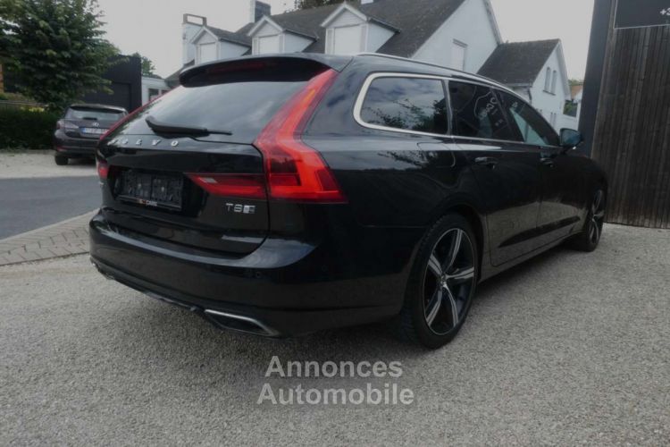 Volvo V90 2.0 T8 TE AWD PHEV R-Design Gear. HEAD-UP-PANO - <small></small> 22.990 € <small>TTC</small> - #4