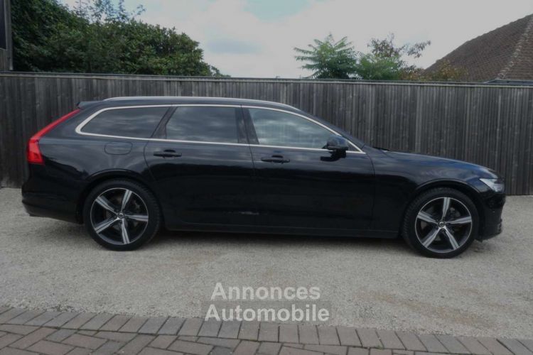 Volvo V90 2.0 T8 TE AWD PHEV R-Design Gear. HEAD-UP-PANO - <small></small> 22.990 € <small>TTC</small> - #5