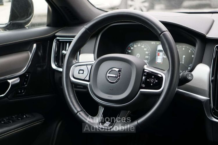 Volvo V90 2.0i R DESIGN Bte-AUTO FULL LED- NAVI-CAMERA - <small></small> 27.990 € <small>TTC</small> - #13