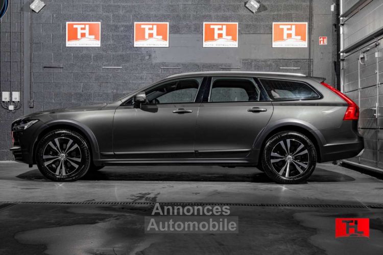 Volvo V90 Cross Country D4 AWD Pro Geartro ACC-LED-Apple-360 - <small></small> 33.290 € <small>TTC</small> - #2