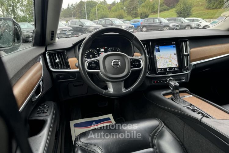 Volvo V90 D5 AWD - 235 BVA Inscription Gps + Clim - <small></small> 26.990 € <small>TTC</small> - #22