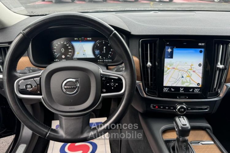 Volvo V90 D5 AWD - 235 BVA Inscription Gps + Clim - <small></small> 26.990 € <small>TTC</small> - #26