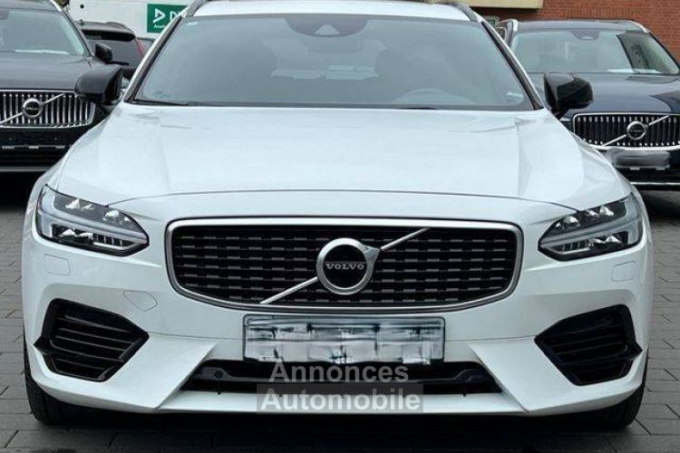 Volvo V90 T8 303+87ch R-Design Geartronic 40g - <small></small> 43.990 € <small>TTC</small> - #2