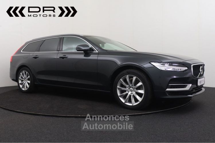 Volvo V90 T8 PLUG-IN - 46gr CO2 MOMENTUM LEDER NAVI - <small></small> 27.995 € <small>TTC</small> - #2