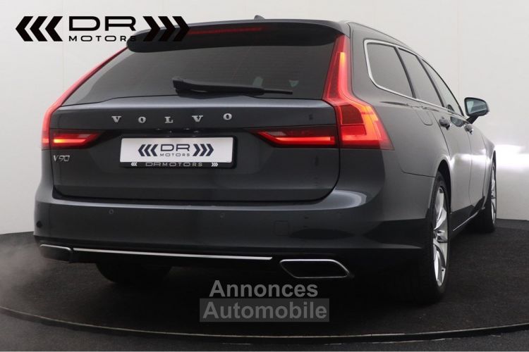 Volvo V90 T8 PLUG-IN - 46gr CO2 MOMENTUM LEDER NAVI - <small></small> 27.995 € <small>TTC</small> - #3