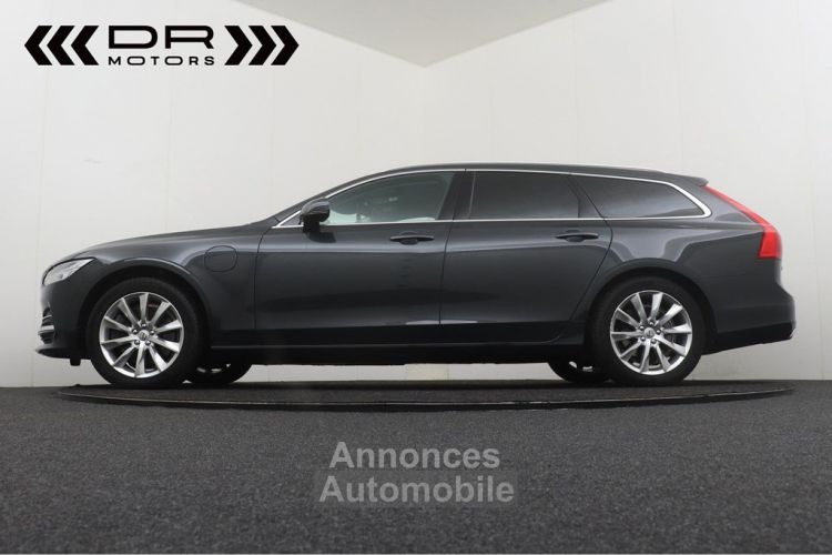 Volvo V90 T8 PLUG-IN - 46gr CO2 MOMENTUM LEDER NAVI - <small></small> 27.995 € <small>TTC</small> - #6