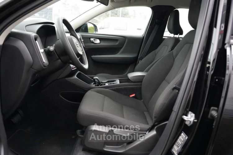 Volvo XC40 1.5 T2 Momentum Geartronic CARPLAY, NAVI, CRUISE - <small></small> 27.300 € <small>TTC</small> - #4