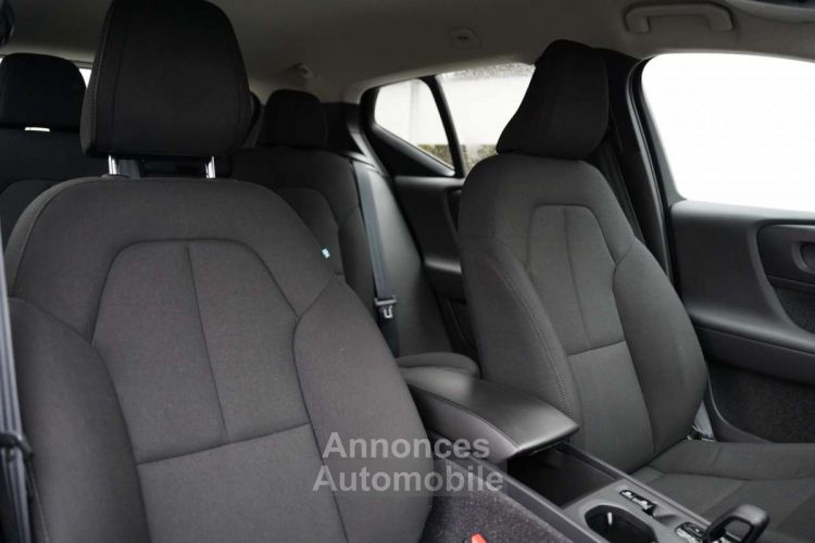 Volvo XC40 1.5 T2 Momentum Geartronic CARPLAY, NAVI, CRUISE - <small></small> 27.300 € <small>TTC</small> - #26