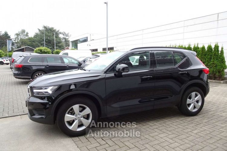 Volvo XC40 1.5T2 Momentum FULL LED,CARPLAY,VIRTUAL,CRUISE,DAB - <small></small> 23.300 € <small>TTC</small> - #2