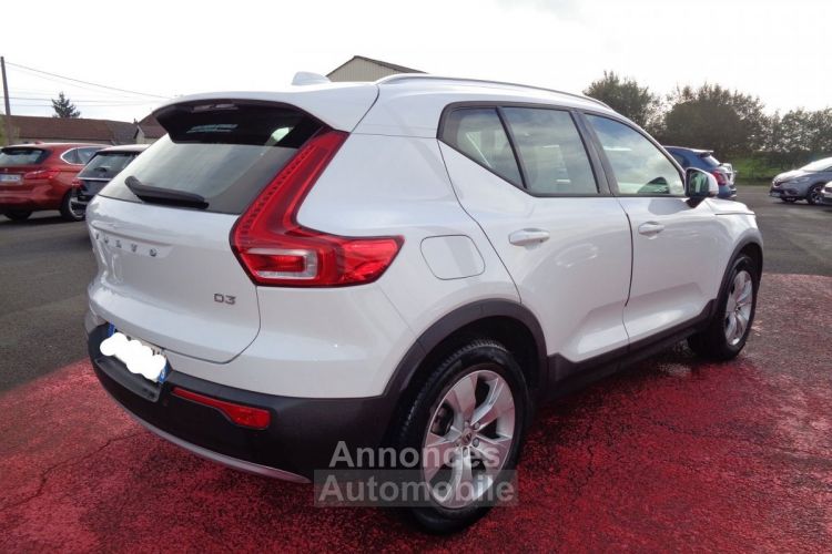 Volvo XC40 2.0 D3 ADBLUE 150CH MOMENTUM BV6 - <small></small> 29.800 € <small>TTC</small> - #3